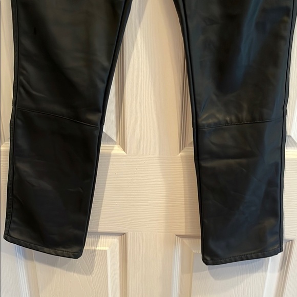 H&M Black Straight Leg Pants Modern Fit - Picture 3 of 8